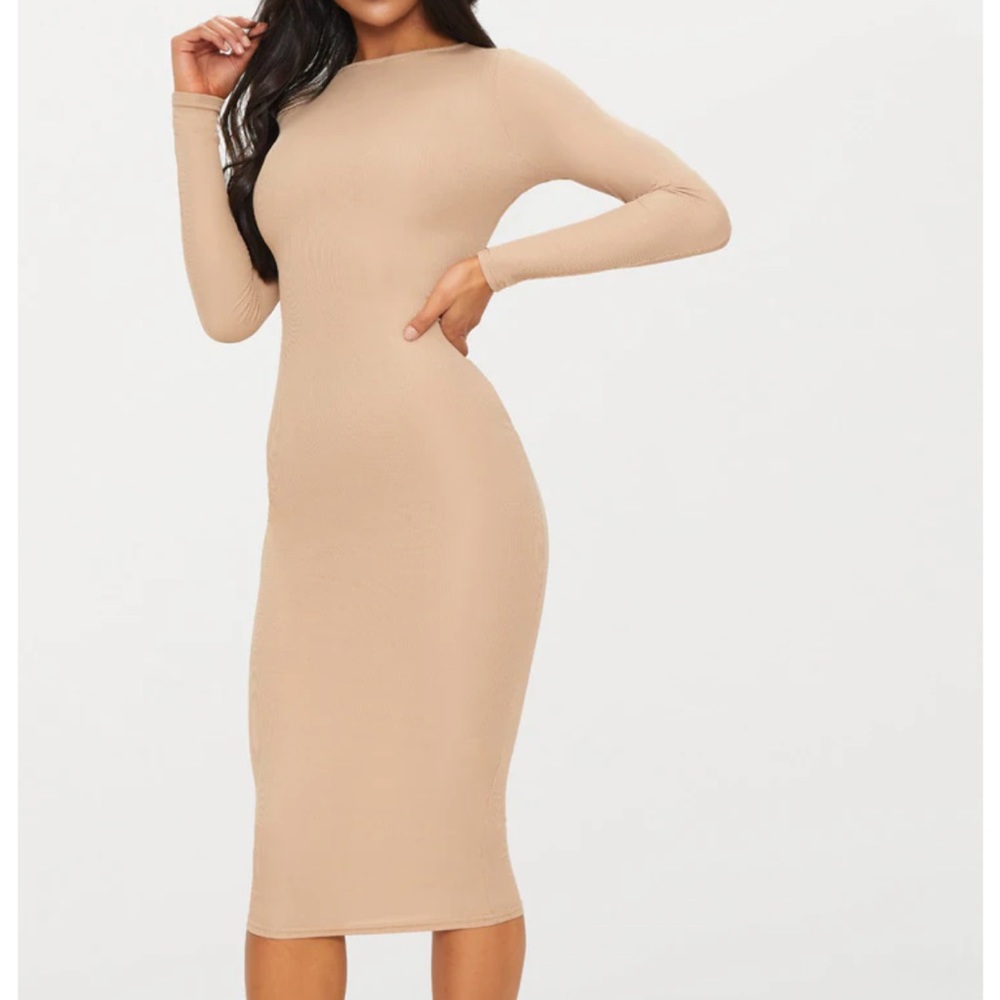 Stone Ribbed Long Sleeve MIDI